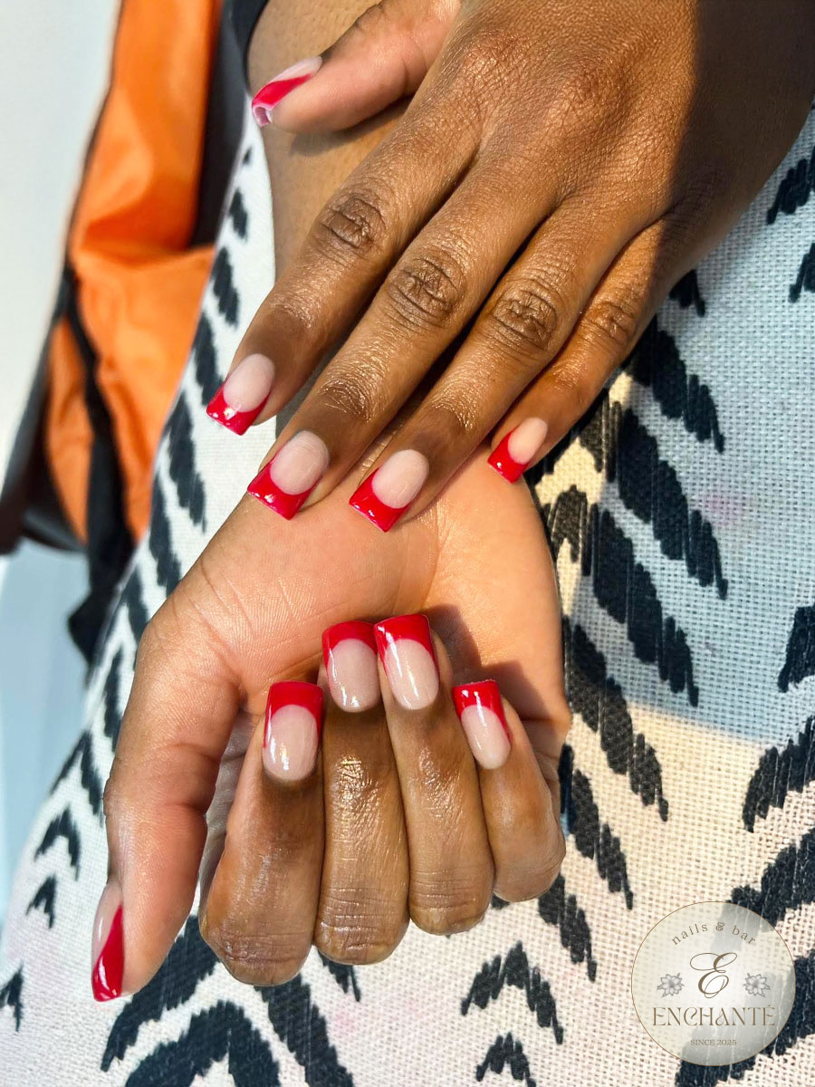 ENCHANTÉ NAILS & BAR
